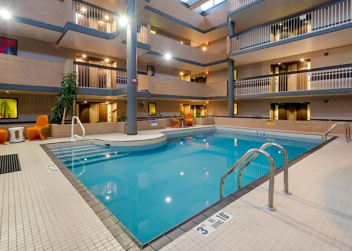 Best Western Plus Village Park Inn